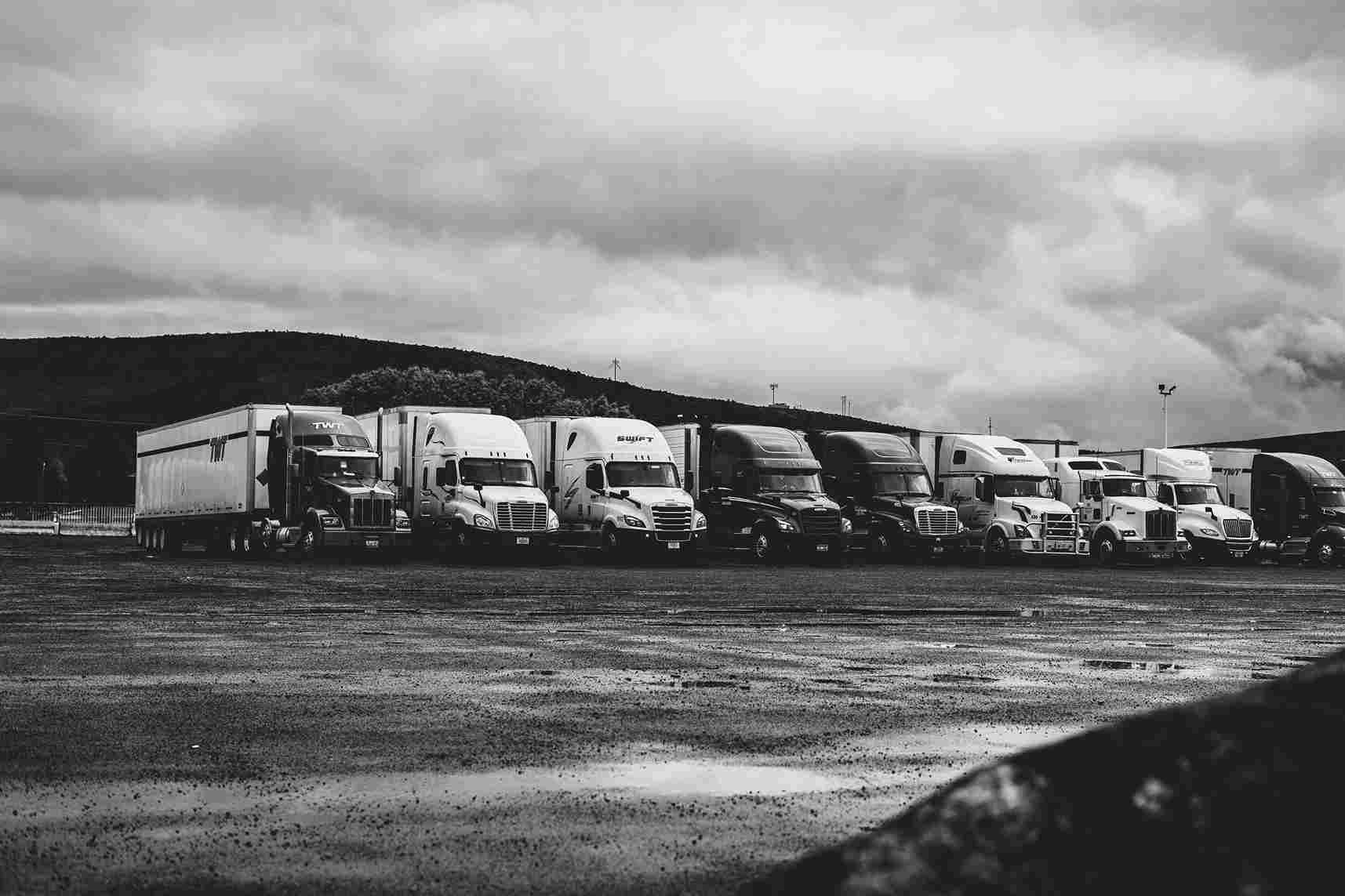 Bobtail trucks